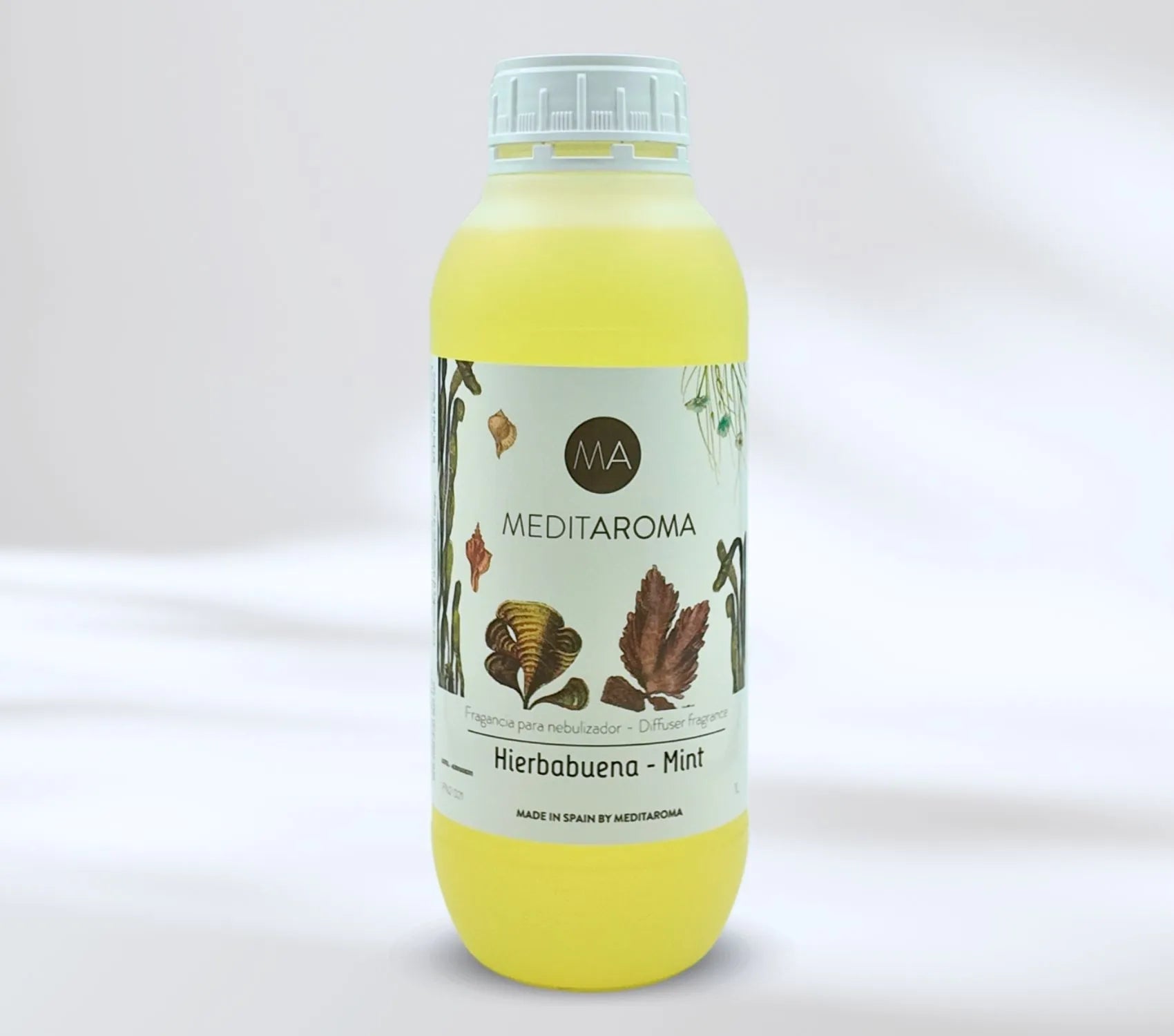 Bote de nebulización de un litro, elaborado con aceite esencial de Hierbabuena